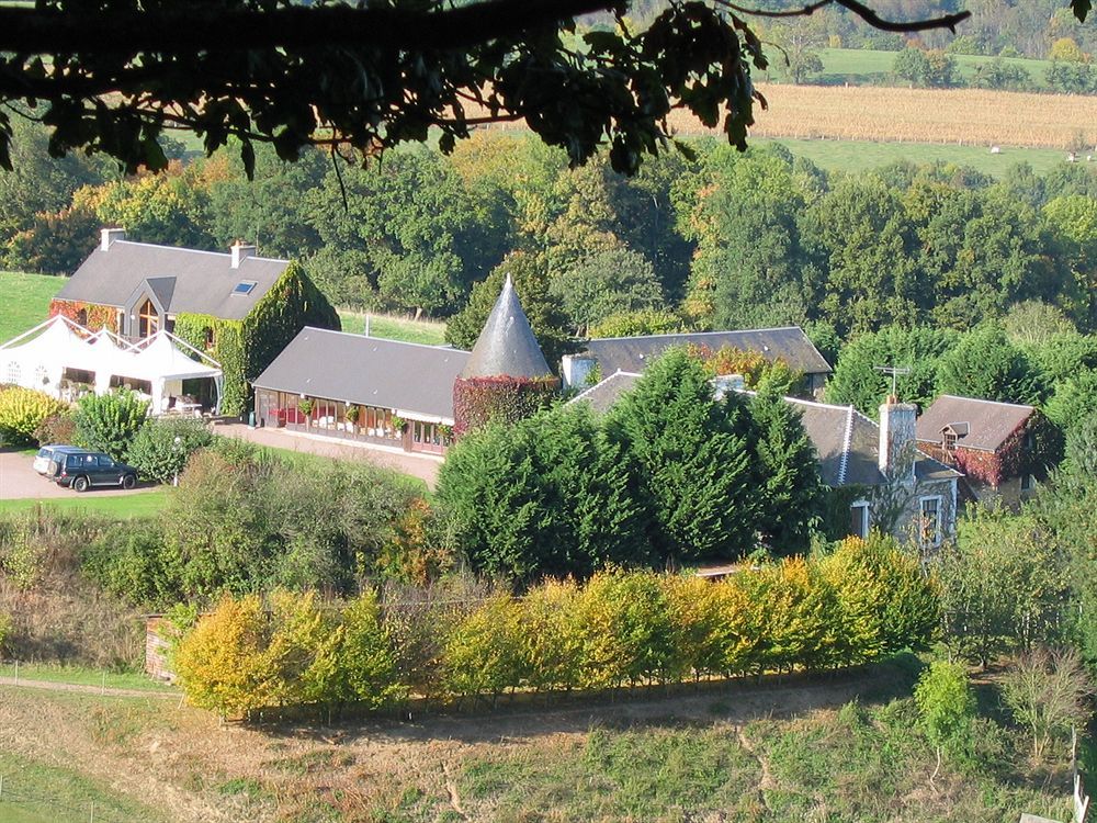 Hotel Du Golf De Clécy Exterior foto